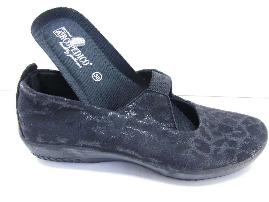 Arcopedico / Leina Musta leopardi