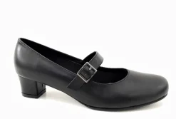 Chantana avokkaat poikkiremmillä / Musta nahka