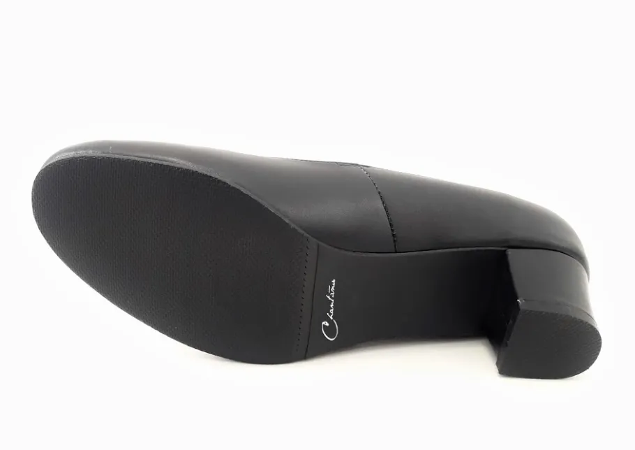 Chantana avokkaat poikkiremmillä / Musta nahka